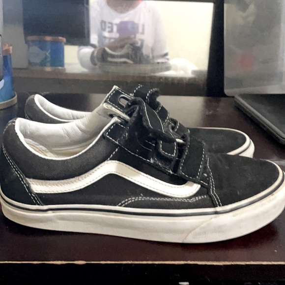 Vans boys six 5.5 - Picture 1 of 3